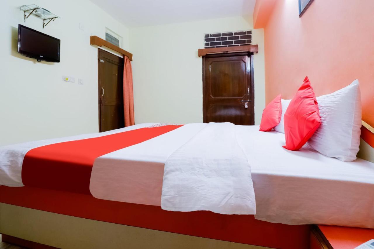 Aapnni Hotel Jaipur Bagian luar foto