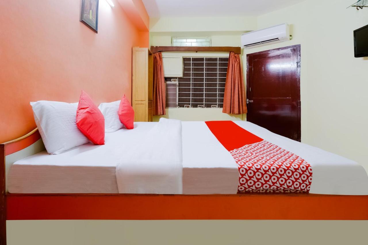 Aapnni Hotel Jaipur Bagian luar foto