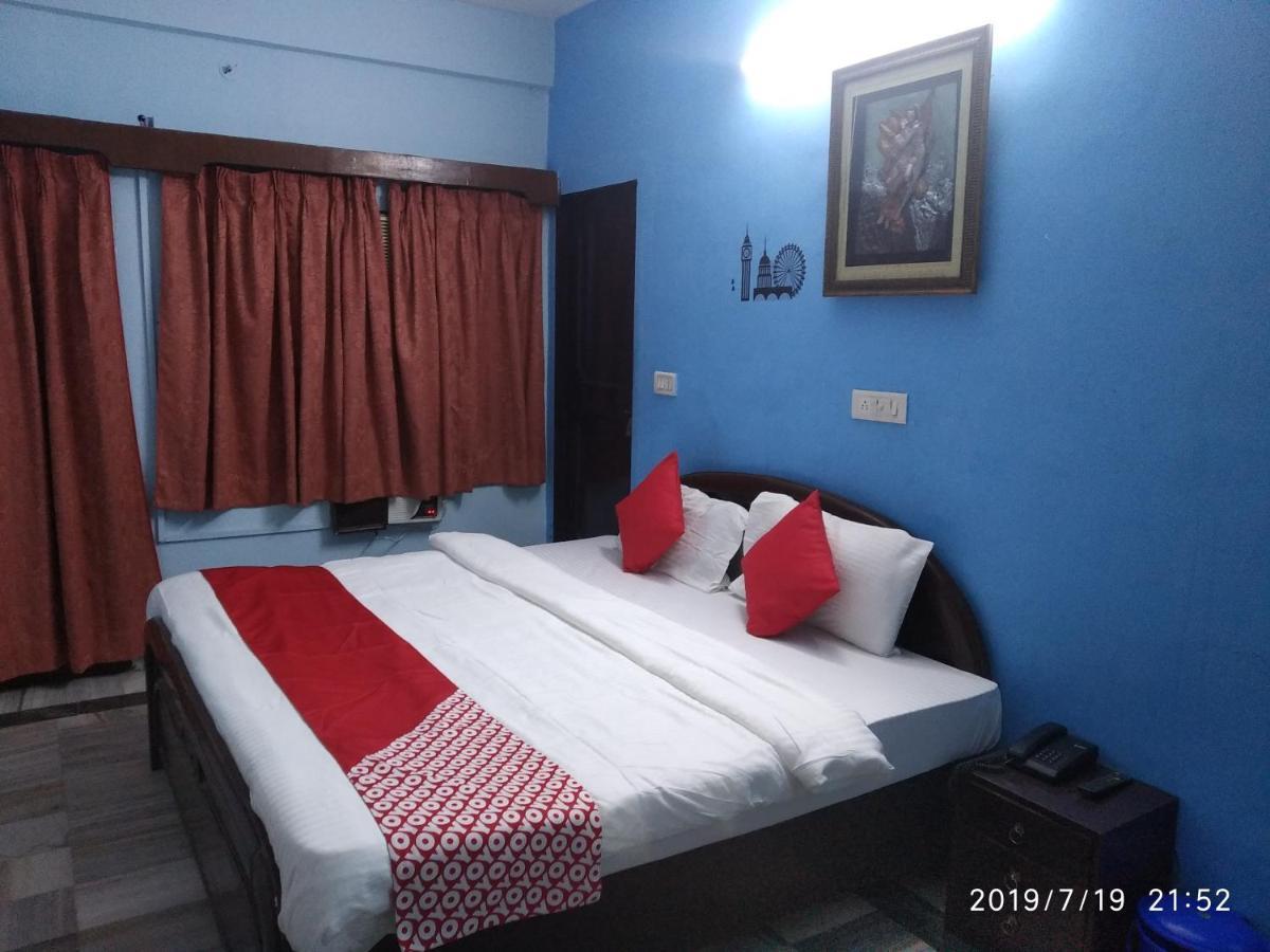 Aapnni Hotel Jaipur Bagian luar foto