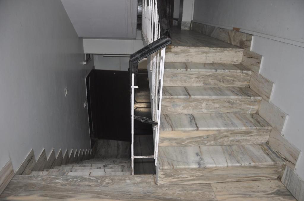 Aapnni Hotel Jaipur Bagian luar foto