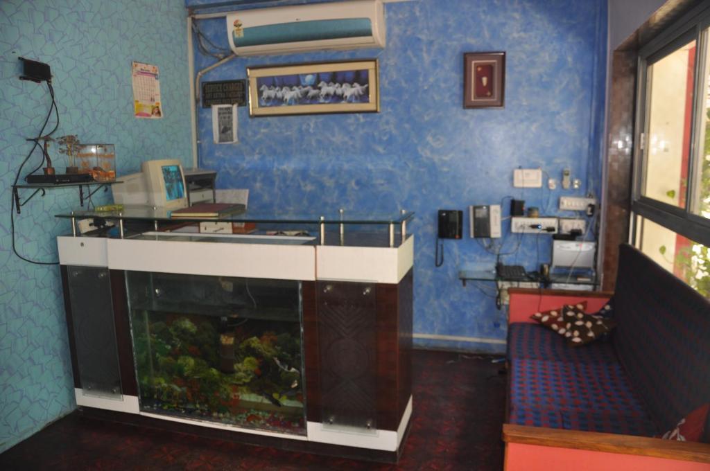 Aapnni Hotel Jaipur Bagian luar foto